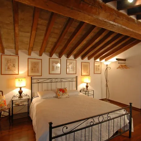 Villa Margaret 8&2, Emma Villas *