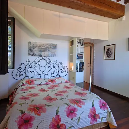 Villa Margaret 8&2, Emma Villas *